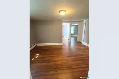 24 Saint Johns Street, Middletown, CT 06457 - Photo 9