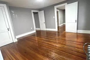 24 St Johns St, Middletown, CT 06457 - Photo 5