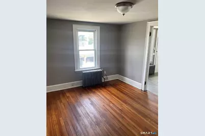 24 Saint Johns Street, Middletown, CT 06457 - Photo 17