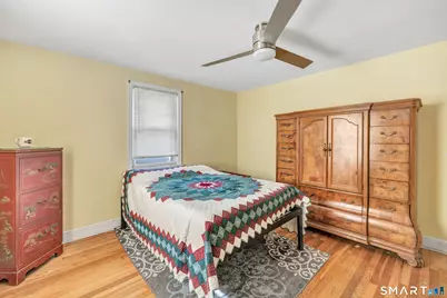 235 Burnsford Avenue, Bridgeport, CT 06606 - Photo 23