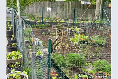 235 Burnsford Avenue, Bridgeport, CT 06606 - Photo 37