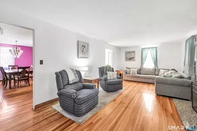 235 Burnsford Avenue, Bridgeport, CT 06606 - Photo 7