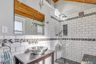 235 Burnsford Ave, Bridgeport, CT 06606 - Photo 27