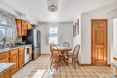 235 Burnsford Avenue, Bridgeport, CT 06606 - Photo 9