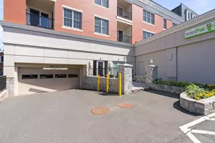 11 S Main St, West Hartford, CT 06107 - Photo 9