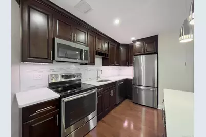 11 South Main Street #5, West Hartford, CT 06107 - Photo 3