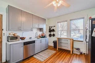 51 Bretton Rd, West Hartford, CT 06119 - Photo 3