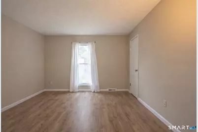 24 Pearl Street, Glastonbury, CT 06033 - Photo 9