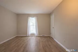 24 Pearl St, Glastonbury, CT 06033 - Photo 9