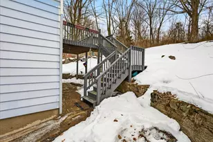 91 Jewett St, Ansonia, CT 06401 - Photo 31