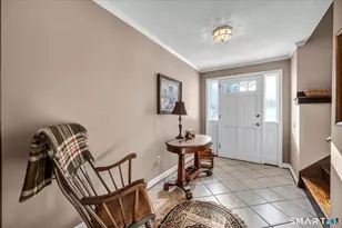 89 Merriman Rd, Wethersfield, CT 06109 - Photo 3