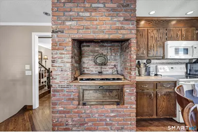 89 Merriman Road, Wethersfield, CT 06109 - Photo 13