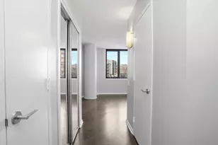 25 Forest St, Stamford, CT 06901 - Photo 15