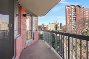 25 Forest St, Stamford, CT 06901 - Photo 5