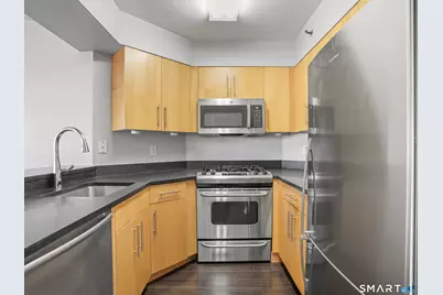 25 Forest Street #7D, Stamford, CT 06901 - Photo 9