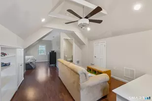 37 Ellsworth Rd, West Hartford, CT 06107 - Photo 27