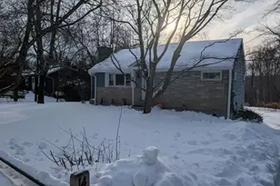 14 Wilkes Rd, Danbury, CT 06811 - Photo 3