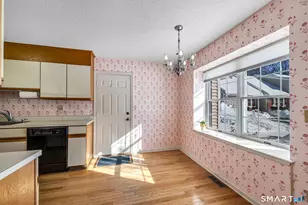 141 The Meadows, Enfield, CT 06082 - Photo 3