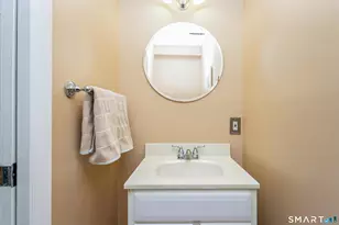 59 Woodway Rd, Stamford, CT 06907 - Photo 21