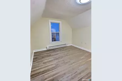 42 Spring Street, New London, CT 06320 - Photo 19