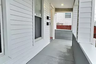 42 Spring St, New London, CT 06320 - Photo 3