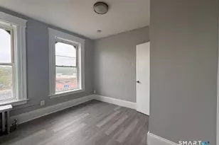 343 W Main St, Waterbury, CT 06702 - Photo 11