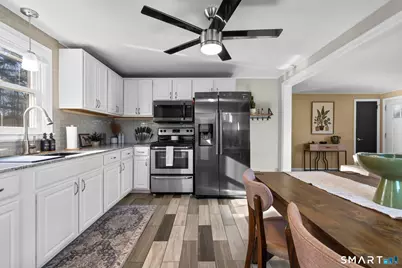 123 East Wolcott Avenue, Windsor, CT 06095 - Photo 7