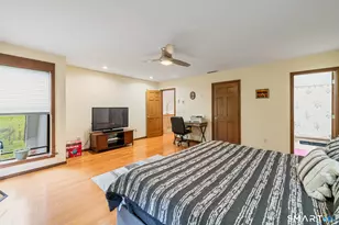 26 Vidich Ln, Naugatuck, CT 06770 - Photo 23