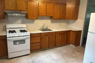 144 Pennsylvania Ave, New Britain, CT 06052 - Photo 3