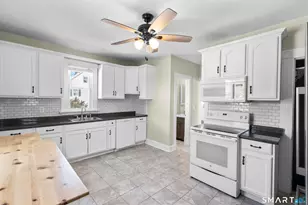 26 Orchard St, Plymouth, CT 06786 - Photo 15