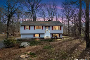 13 Victoria Ln, Old Lyme, CT 06371 - Photo 1