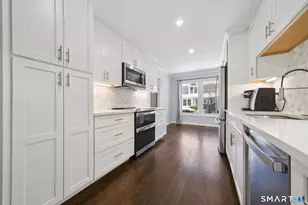 76 Fawn Ridge Ln, Norwalk, CT 06851 - Photo 3