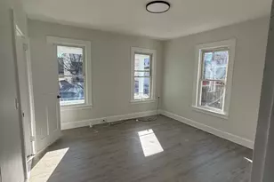 239 Beardsley St, Bridgeport, CT 06607 - Photo 5