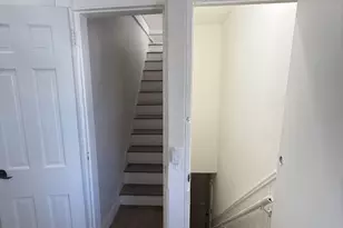 239 Beardsley St, Bridgeport, CT 06607 - Photo 13