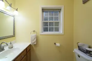 65 Benton St, Fairfield, CT 06825 - Photo 11