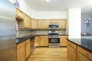 65 Benton St, Fairfield, CT 06825 - Photo 9