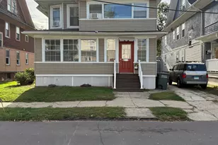 59 Myrtle Ave, Bridgeport, CT 06604 - Photo 1