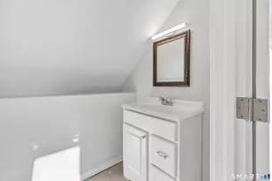 1053 Fairfield Beach Rd, Fairfield, CT 06824 - Photo 35