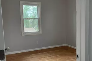 240 South St, Hartford, CT 06114 - Photo 5