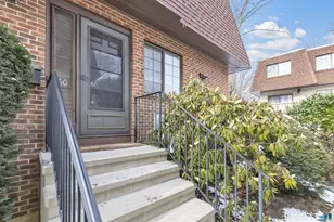 202 Soundview Ave, Stamford, CT 06902 - Photo 1