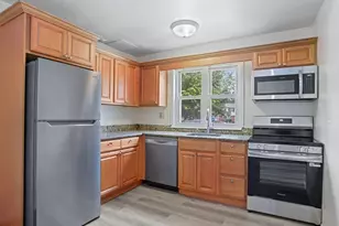 85 Abner Ct, Bridgeport, CT 06606 - Photo 17