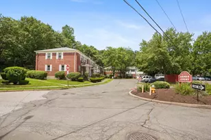 85 Abner Ct, Bridgeport, CT 06606 - Photo 11