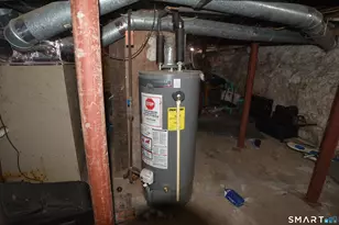 29 Bingham St, Bristol, CT 06010 - Photo 9