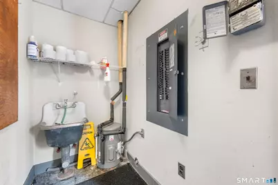 43 Pennsylvania Avenue, East Lyme, CT 06357 - Photo 23