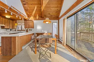 134 Janeway Dr, Guilford, CT 06437 - Photo 15