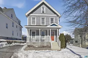 944 Longbrook Ave, Stratford, CT 06614 - Photo 1