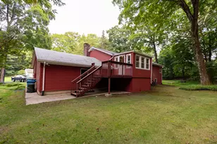 45 Renshaw Rd, Hamden, CT 06518 - Photo 3