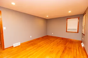 45 Renshaw Rd, Hamden, CT 06518 - Photo 17