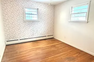 282 Horace St, Bridgeport, CT 06610 - Photo 11