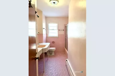 282 Horace Street, Bridgeport, CT 06610 - Photo 7